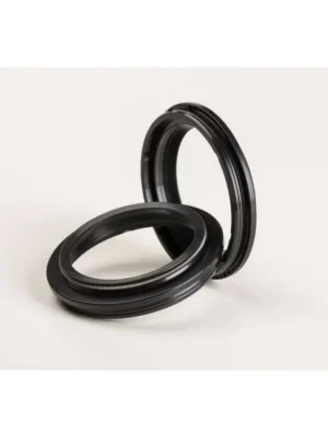 Horká Nabídka Prachovky pro vidlice ARI138, rozměry 41x53,5x4,8/14 mm