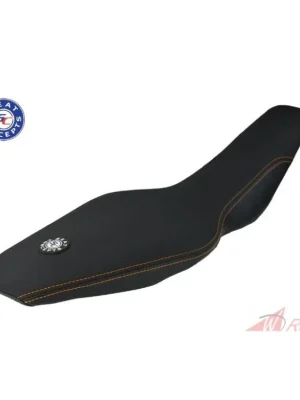 Kompletní sedlo Seat Concepts Comfort XL | KTM 690 Enduro R / SMC-R (2021+) - EU modely- Černé prošívání/Možnosti potahu: Black Carbon Fiber Sides / Black Sandpaper Top Výhodná Nabídka