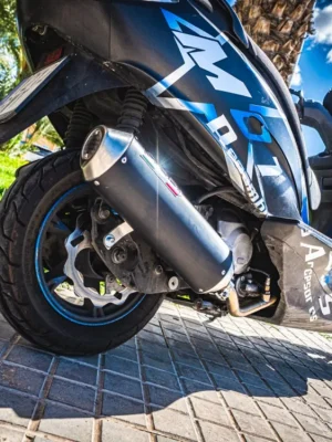 Aktuální Koncovka výfuku Slip-on GPR EVO4 ROAD SC.CAT.150.EVO4 Matná černá zahrnuje spojovací svod, odnímatelný dB killer a katalyzátor