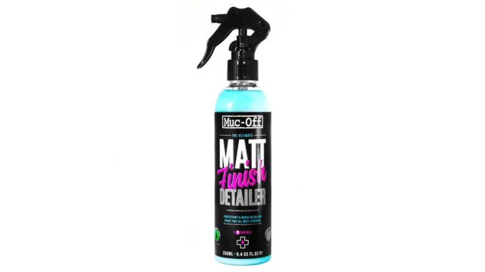 Motocyklový detailer na helmy s matným povrchem MUC-OFF 20004 250ml Akce